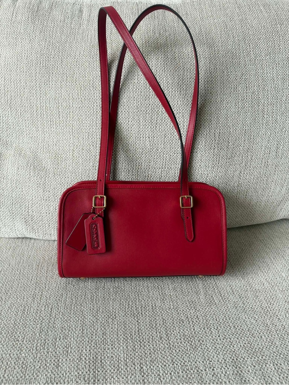Coach Ruby swingzip Leather Shoulder Bag with Adjustable Straps